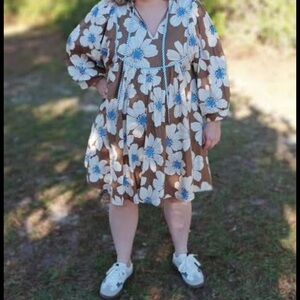 Brand: Entro 
Style: Floral Brown and Blue Dress